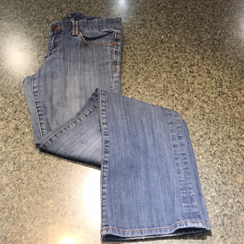 Seven 7 Boot Cut jeans 27 waist 31 length.  5 pocket.